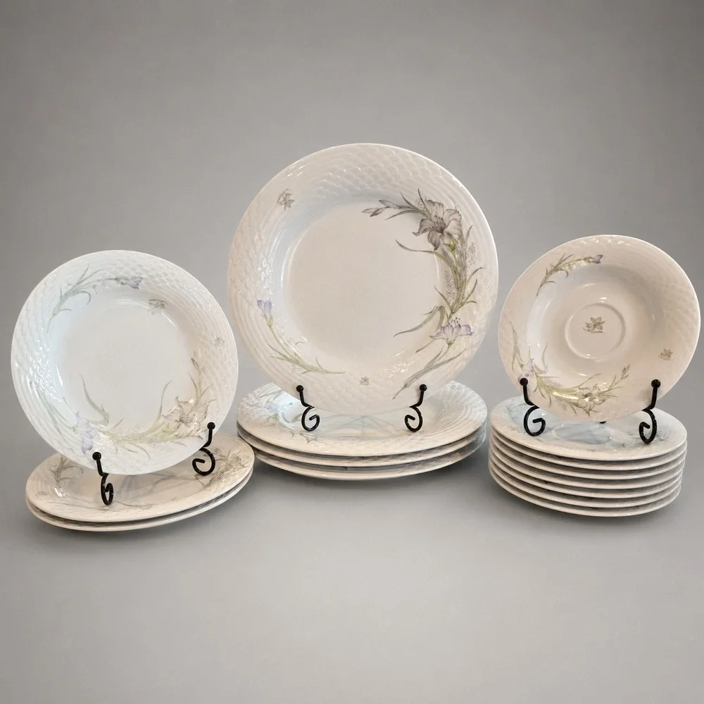 China‎ Pearl Daffodil Dinnerware Set 15 Pc Lot 1980s Plates Saucers Vintage Fine
